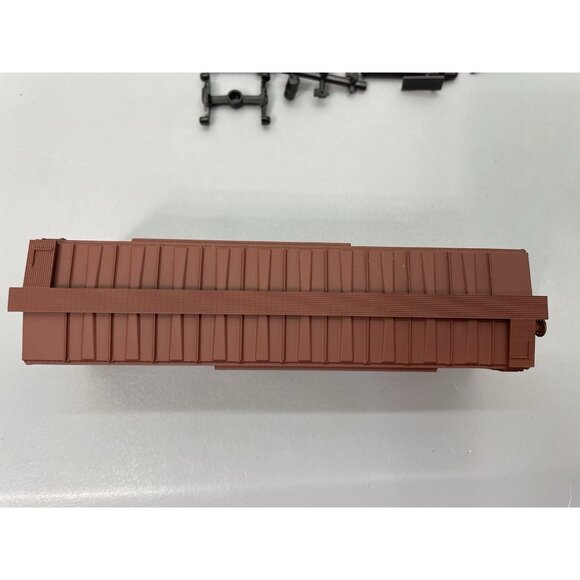 Vintage HO Branchline Seaboard SAL Silver Comet 40’ Boxcar 24863 Train Car Kit - Picture 5 of 16
